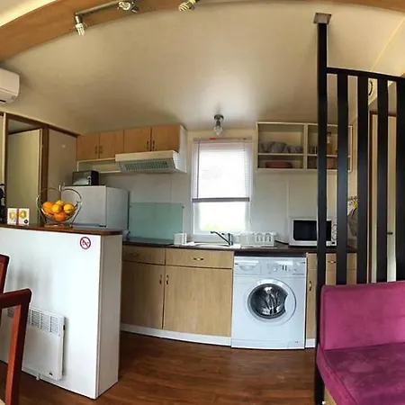Mobile-home مكان تخييم Vale da Rosa
